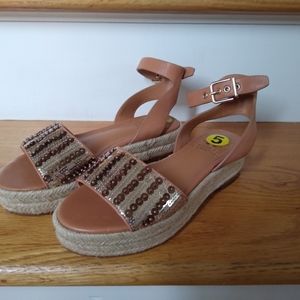 Vine camuto Women's espadrilles sandals shoes